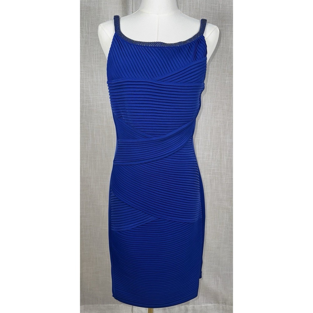 Calvin Klein Dress Sz 8 Crystal Sequin Royal Blue Accent Textured Ribbed Sheath